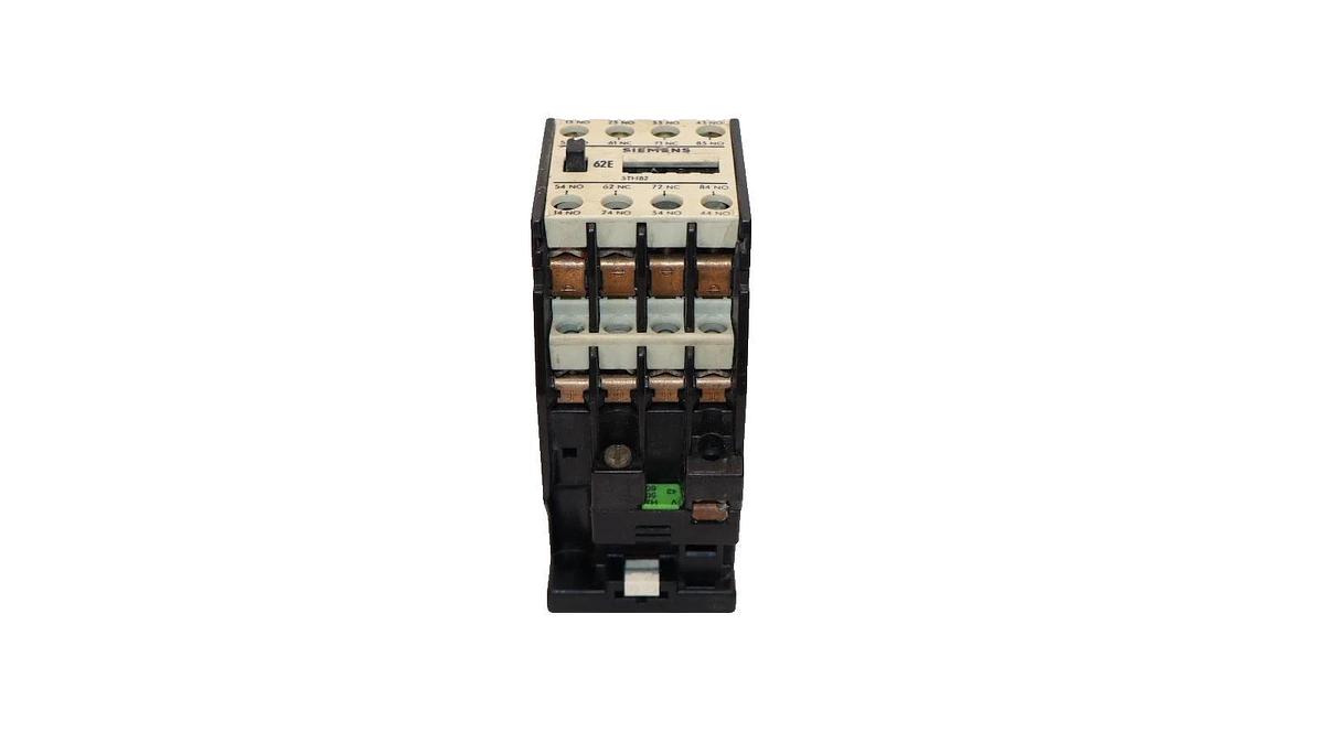 Used Siemens 3TH82 62-0A , 3TH8262-0A 42V 50/60Hz Contactor