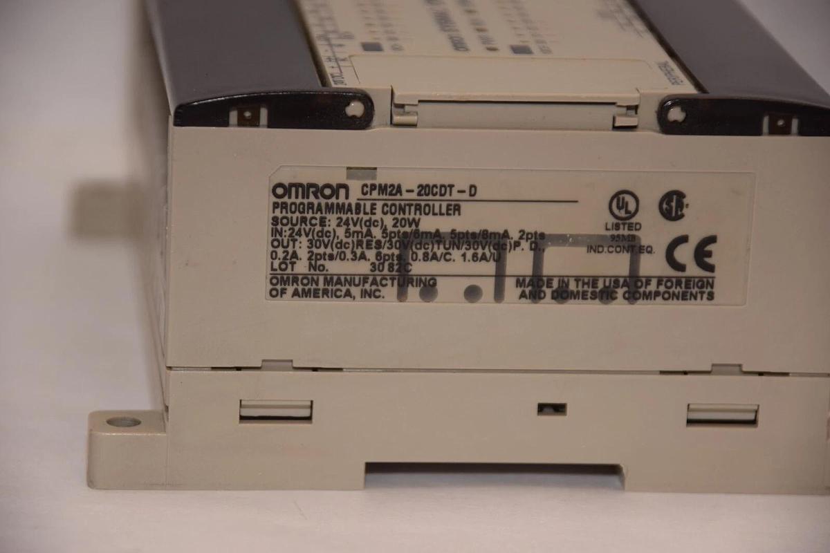 (NEW) OMRON CPM2A-20CDT-D 24V 20W Programmable Controller