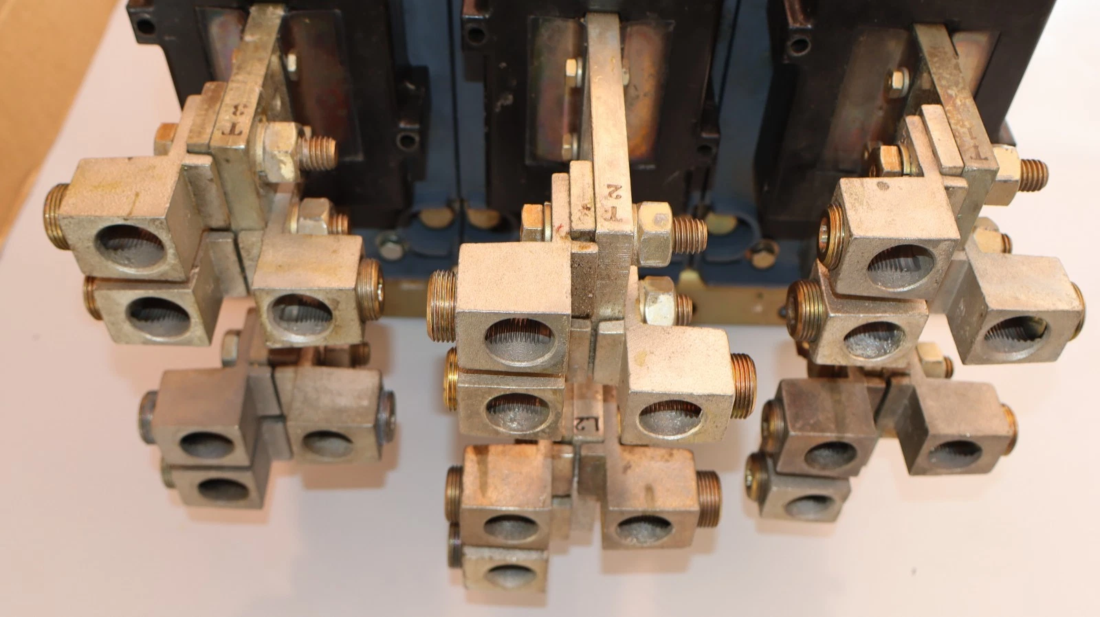 Allen Bradley Contactor Size Sz 8 509-JOD 509JOD B 3ph 3p 120v con. (take-out)