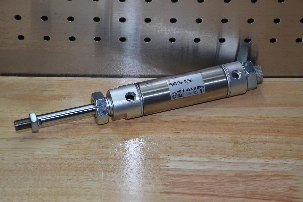 SMC DUAL ACTING AIR PNEUMATIC CYLINDER 2" stroke NCME125-0200C NCME1250200C  NEW