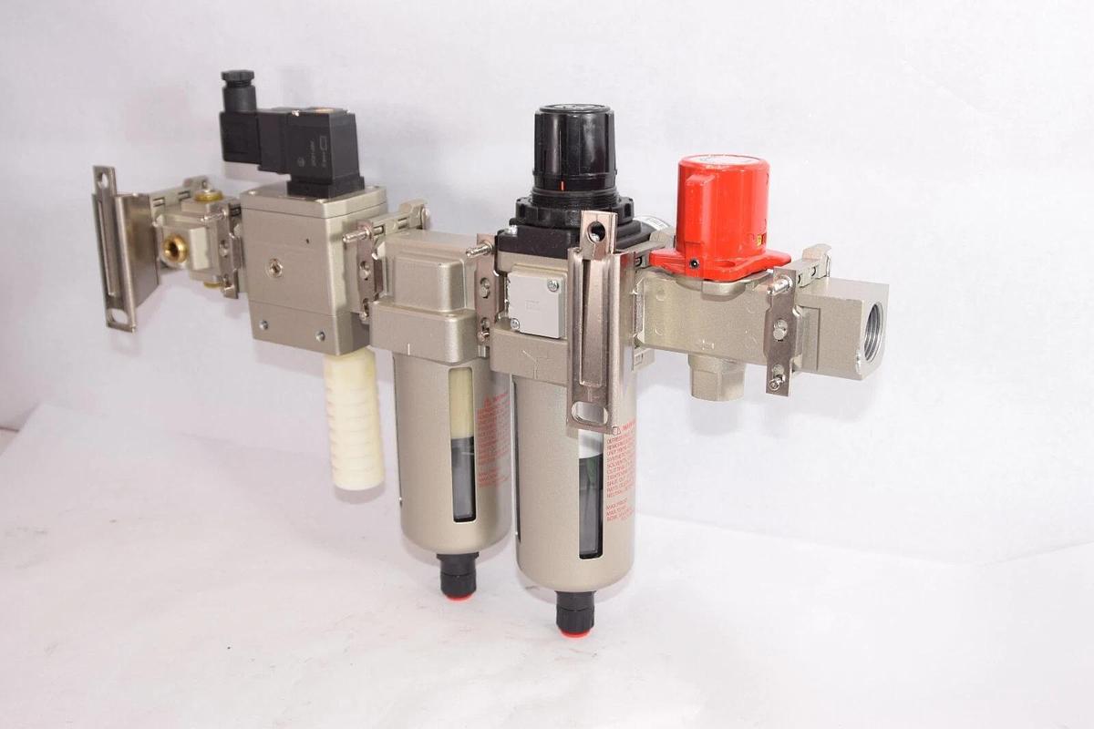 (NEW) SMC AC40-J4L06 AMF40-N04D-Z NAV400-N04-5DZ VHS40-N04-Z Combo Assembly