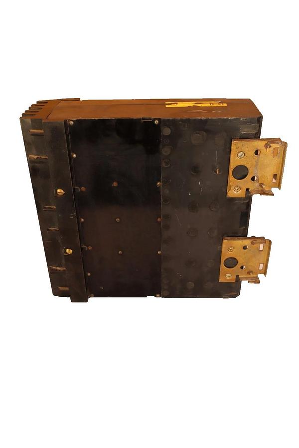 Used Square D I-Limiter Circuit Breaker 300 Amp IL34300 300A Frame 3Pole