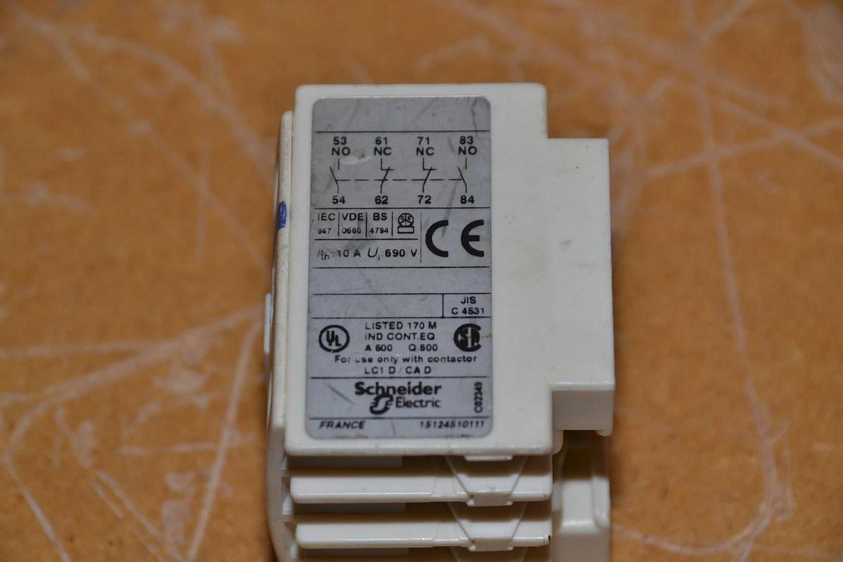 Used TELEMECANIQUE LADN22 LA1 DN22 CONTACT BLOCK