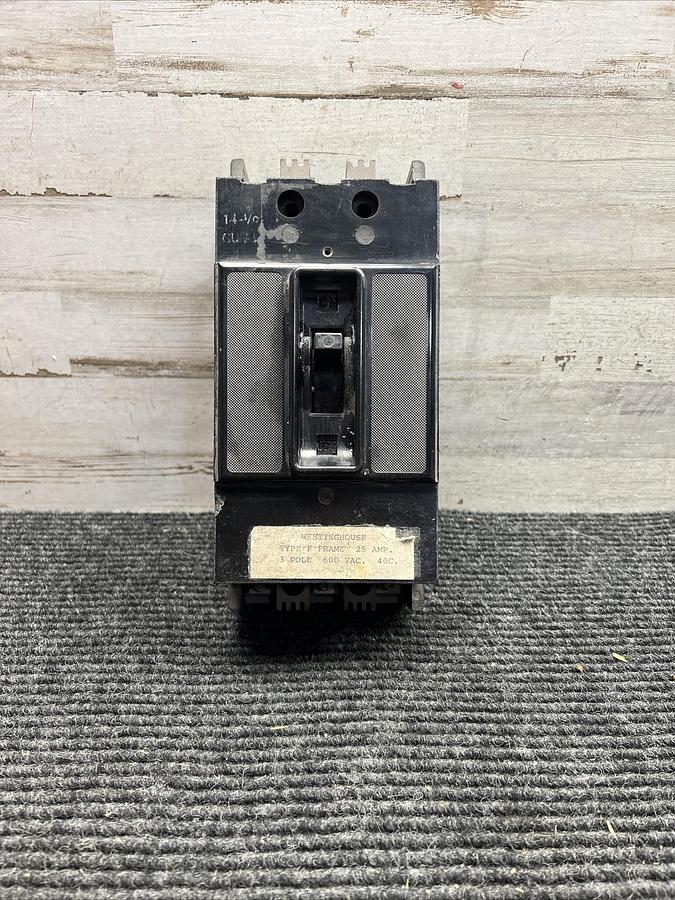 Used WESTINGHOUSE HF3070U 3P 70A 70 Amp 70 A 480V HF-Frame Mark 75 Circuit Breaker
