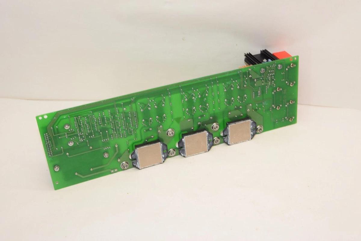 Used NEWAVE SA POWERWARE EXIDE NW4005C NW4005 C GAMMATRON NW00-2720 Circuit Board