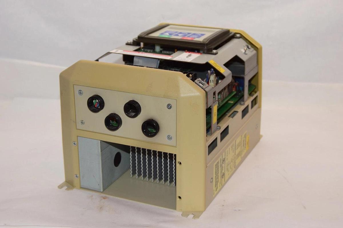 Used TOSHIBA VT130G3U4035 3.5kVA 3HP Transistor Inverter NO COVER