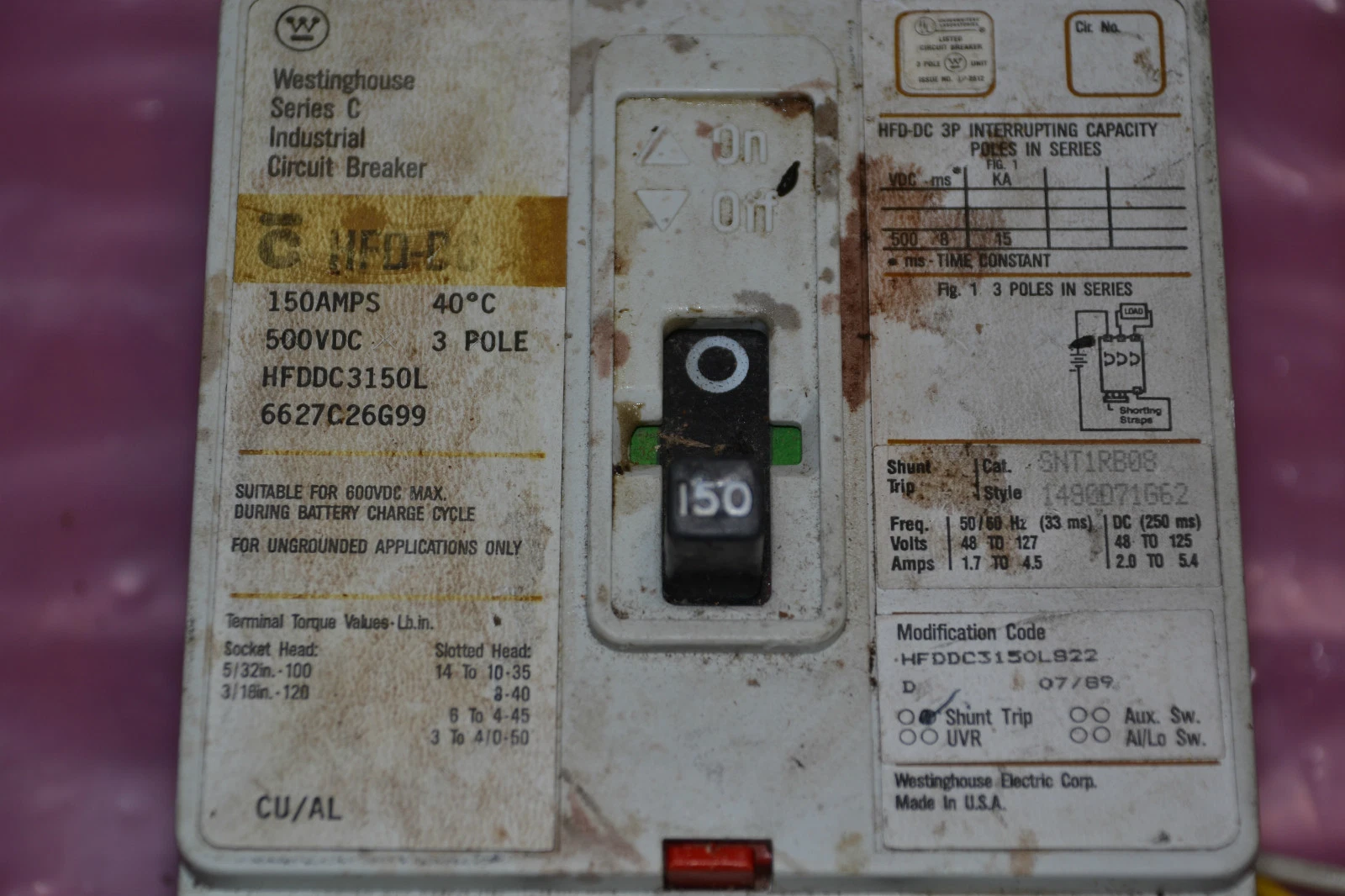 Used WESTINGHOUSE CIRCUIT BREAKER HFDDC3150L HFD-DC 150 A 3 POLE 500 V DC 150 A 150A