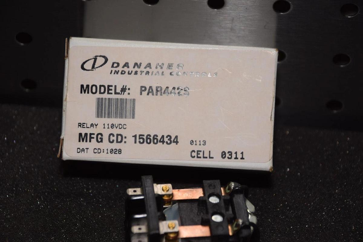 DANAHER PAR442 PAR442 G10 1566434 110VDC COIL RELAY NEW
