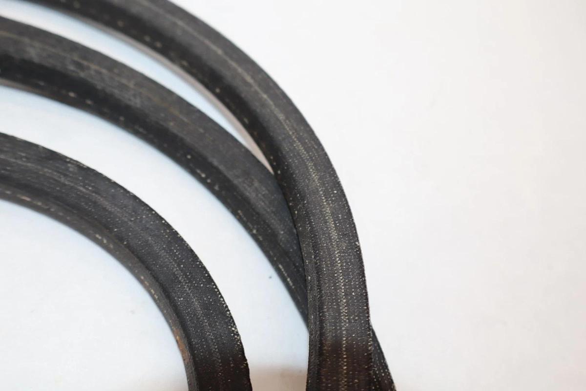 Gates V-Belt V Belt B70 B 70 B-70 Hi-Power  (New)