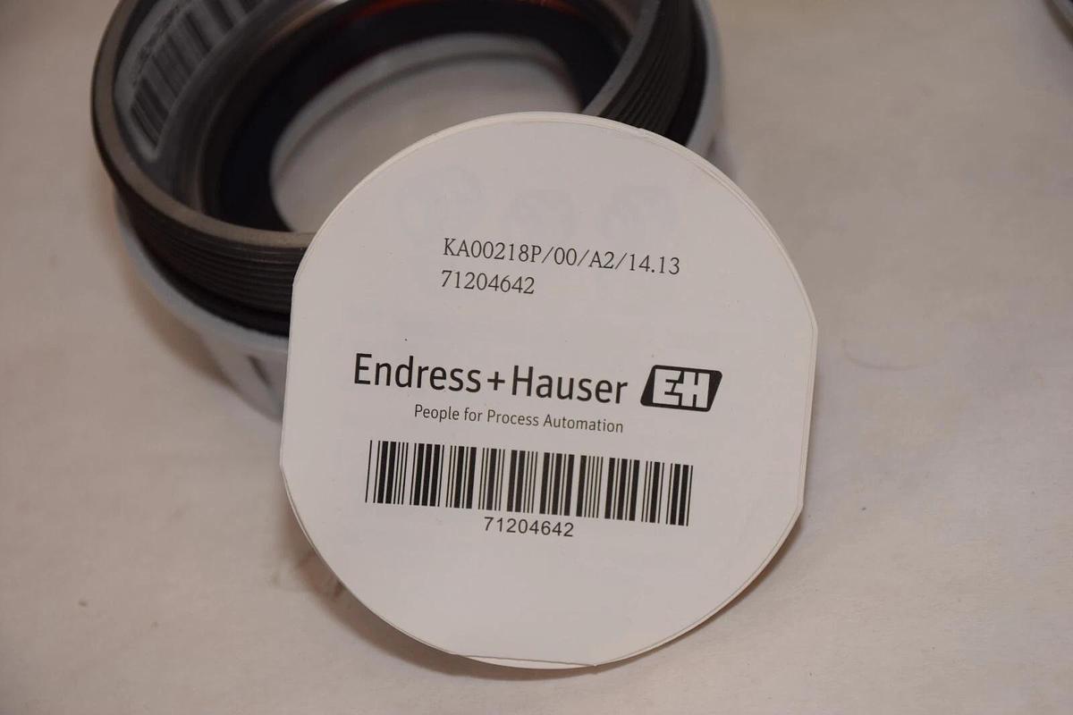 (NEW) ENDRESS + HAUSER FMB70-UBC1FB201LBA# 79.5psi Deltapilot S Pressure Sensor