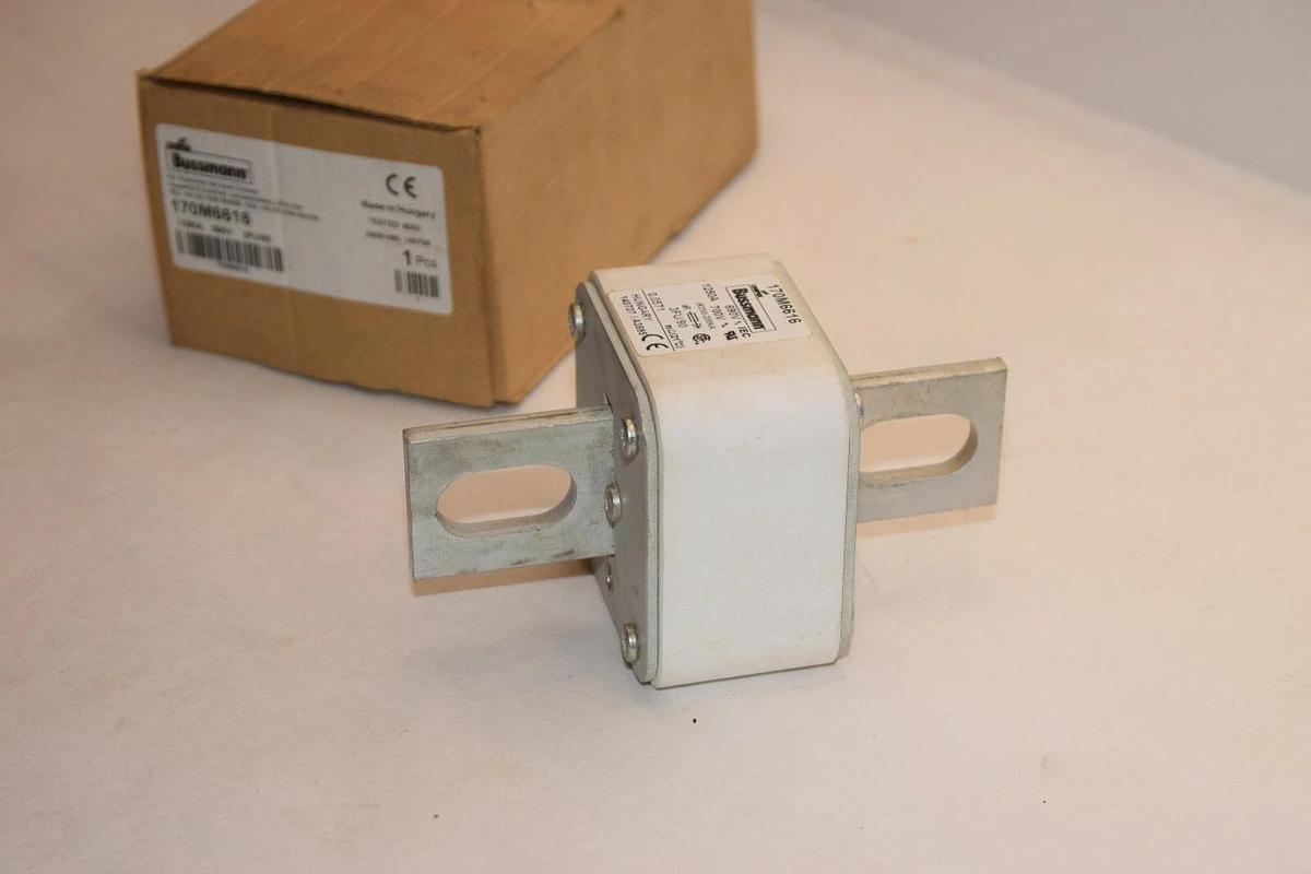 (NEW) BUSSMANN Fuse 170M6616 690V 1250A 1250 Amp 1250A