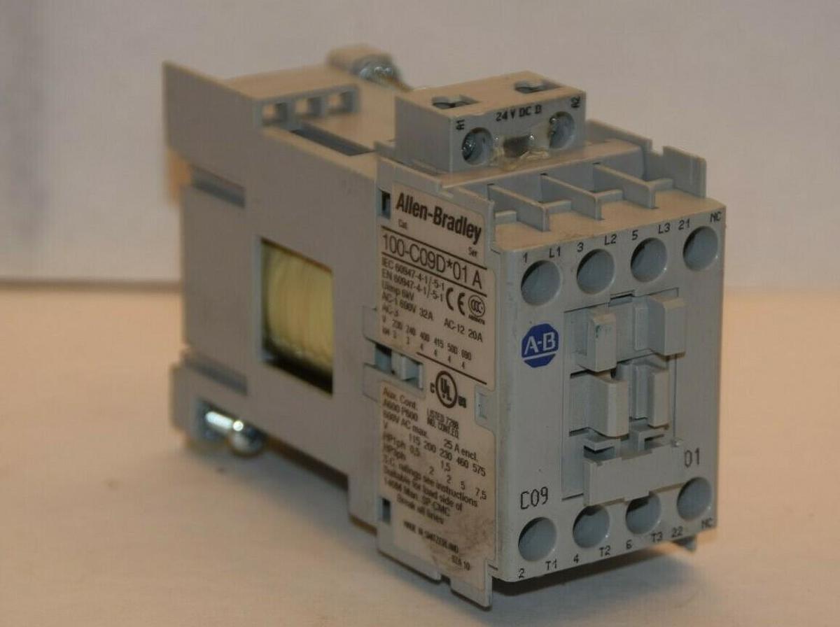 Used ALLEN BRADLEY 100-C09D*01 Series A 690V 32A 24Vdc Contactor