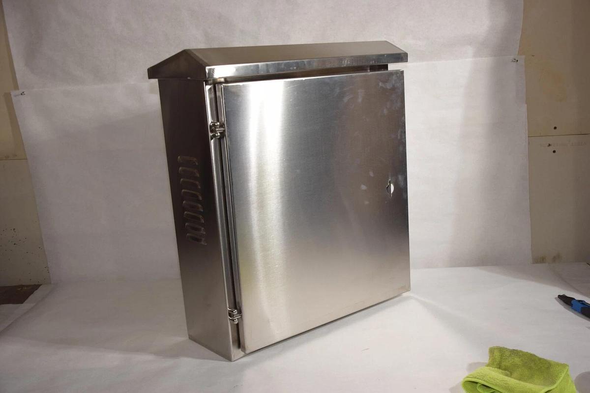 (NEW) GERSIK 304 Outdoor Stainless Electrical Box Enclosure, IP67 Waterproof