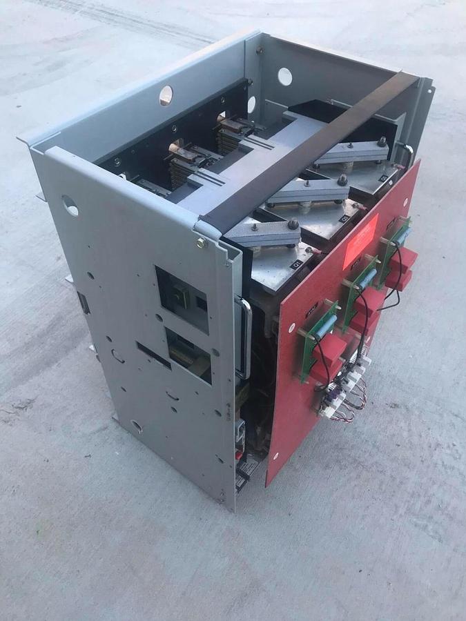 Used GE StaticTransfer Switch 10300309 PowerBreak Substructure TDOS25 2500A TD0S25