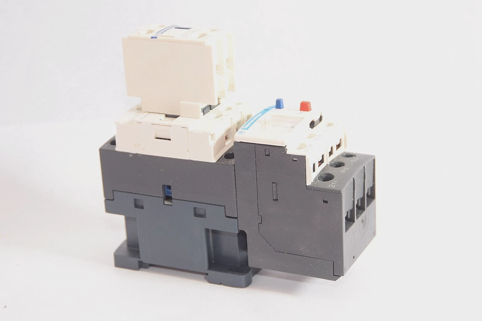 Used TELEMECANIQUE LRD 08 Relay With LC1 D09 Contactor & LADN02 Auxilary Contact