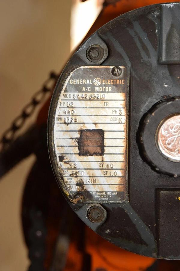 Used Yale Electric Chain Hoist 1 Ton 2000lb 1K9FPG3 3Ph 440v 1K9FPG3N  10' Chain Drop