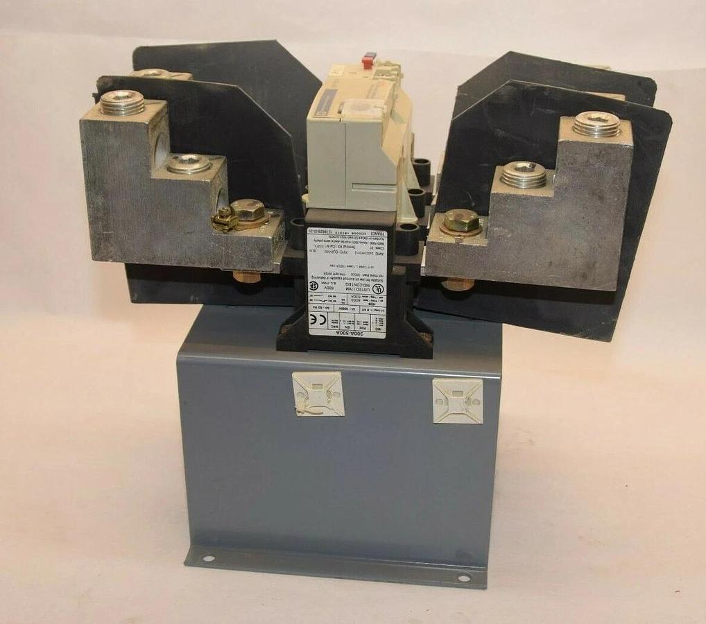 Used TELEMECANIQUE LR9 F 7579 300A-500A Class 20 Electronic Motor Protection Relay