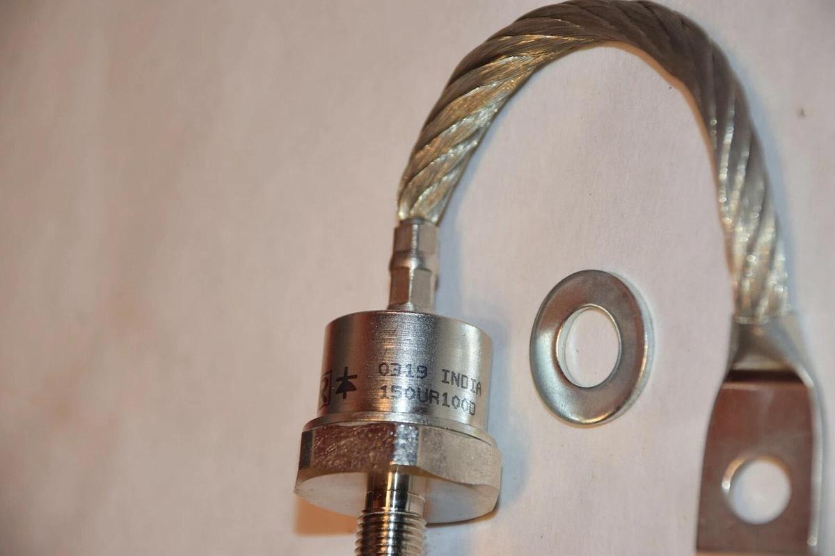 (NEW) IOR 150UR100D 0319 Thyristor