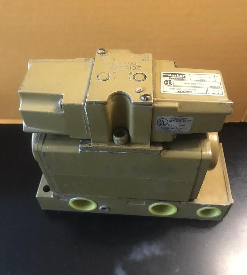 Parker Pneumatic Solenoid Valve HHB4007502 HHB 4007502 (NEW)