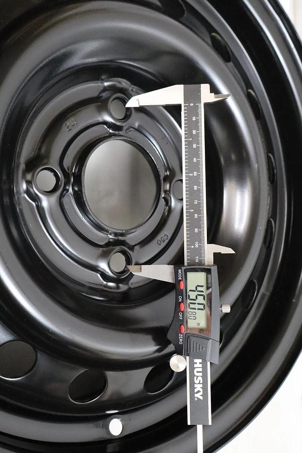 Dorman 939-135 , 4" x 4.5" , 2-5/8" Steel Wheel Black 07-12 Nissan (New)