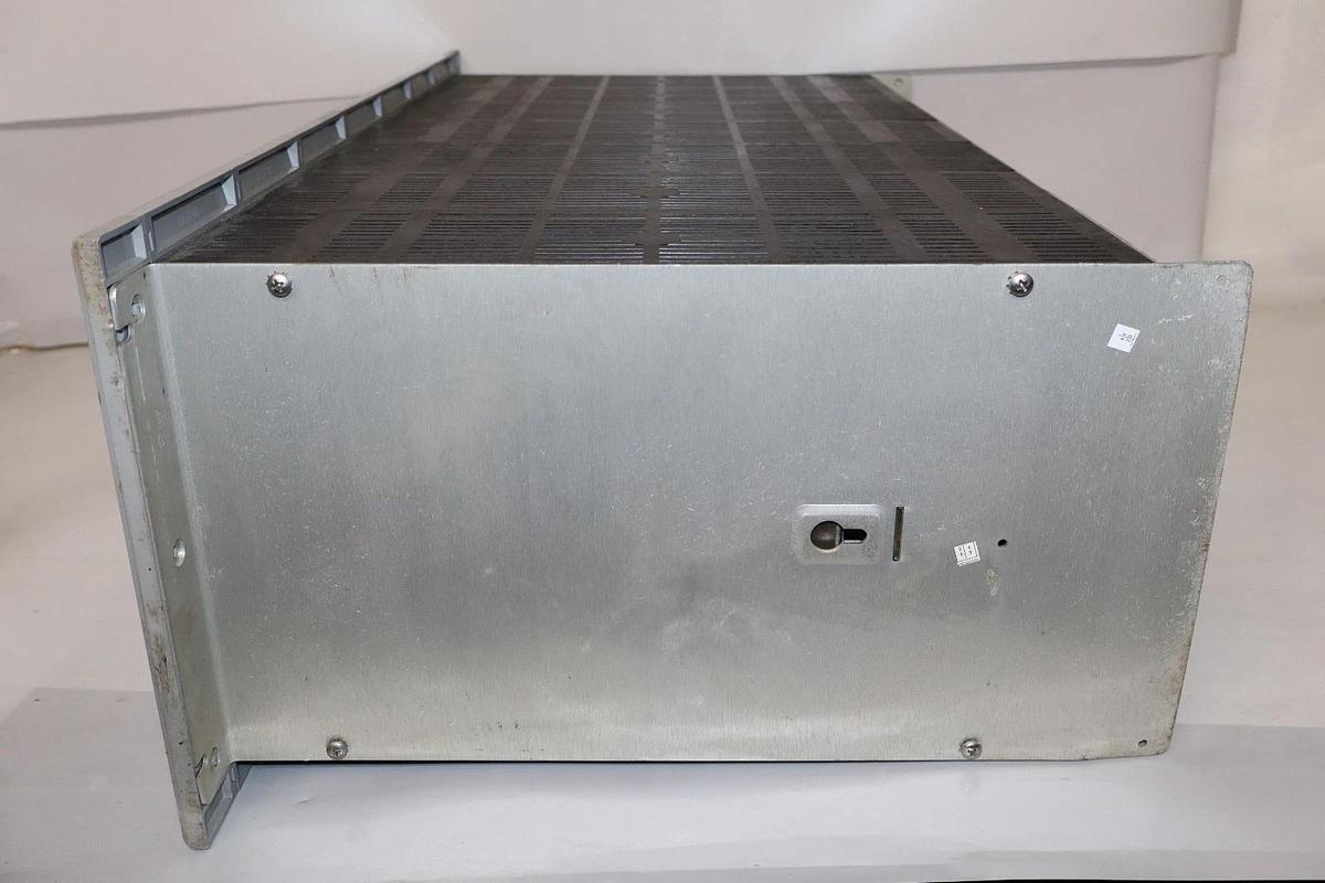 Used Bently Nevada 3300/05 , 3300 Series 13-Slot Chassis