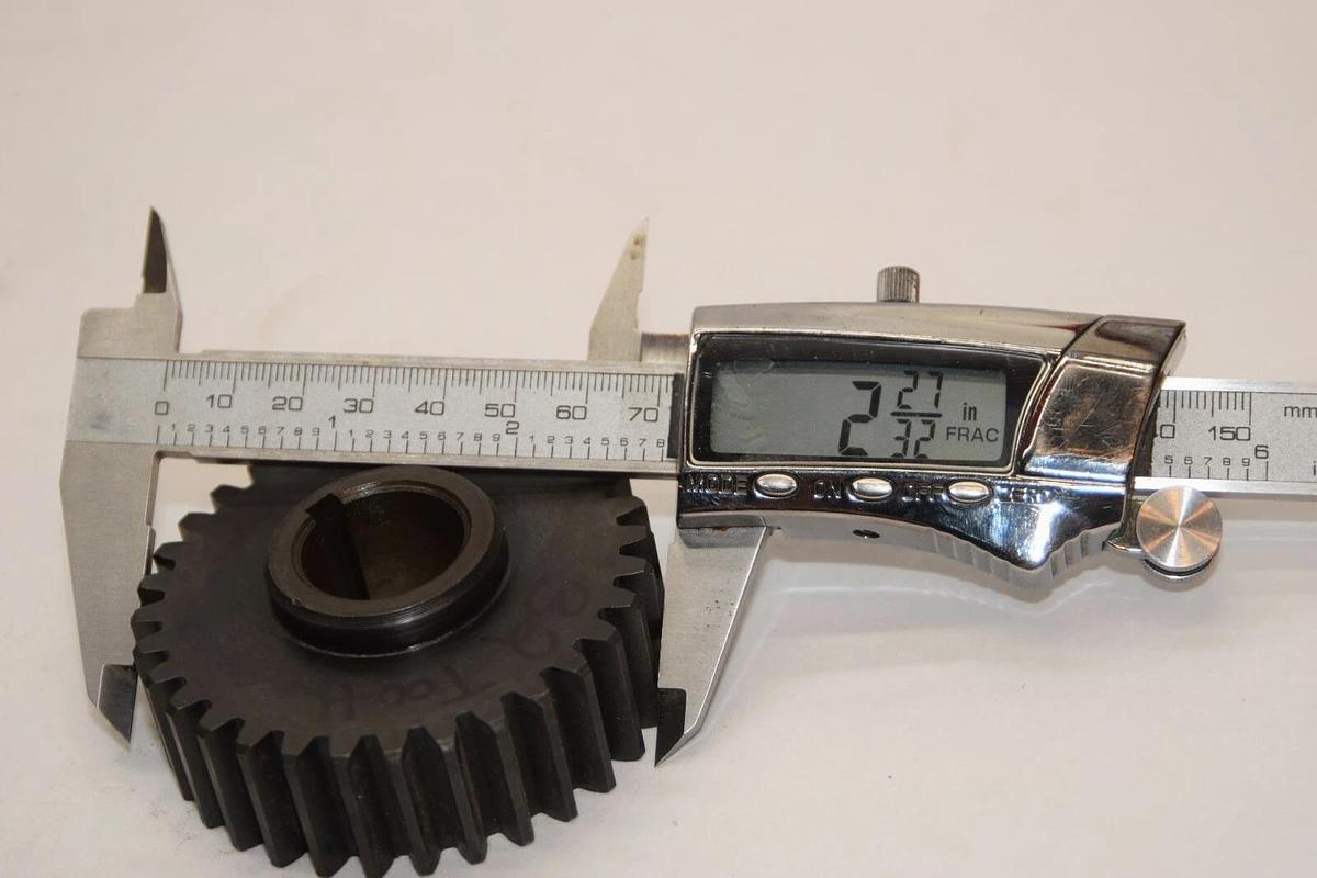 (NEW) 2199 7/8" Bore 2-27/32" osd 32 Tooth Gear