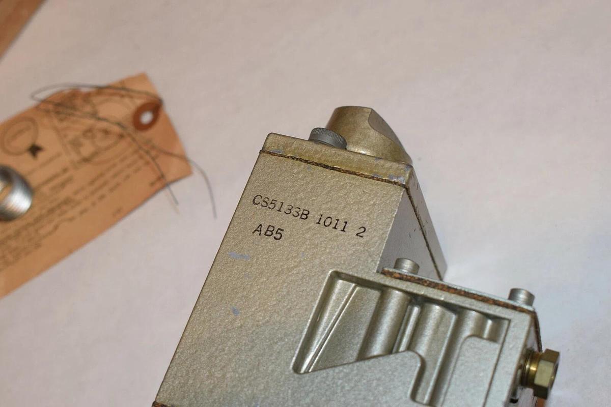 NEW HONEYWELL CS5133B 1011 2 POWERPILE ADATROL MANUAL COMBINATION GAS CONTROL