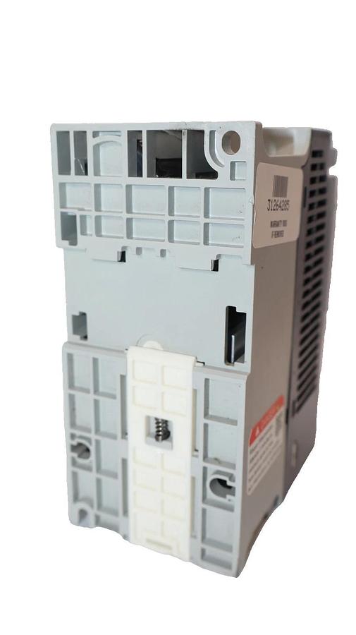 Allen Bradley 25B-D6P0N104 PowerFlex AC Drive *No Face Panel & Front Cover -New