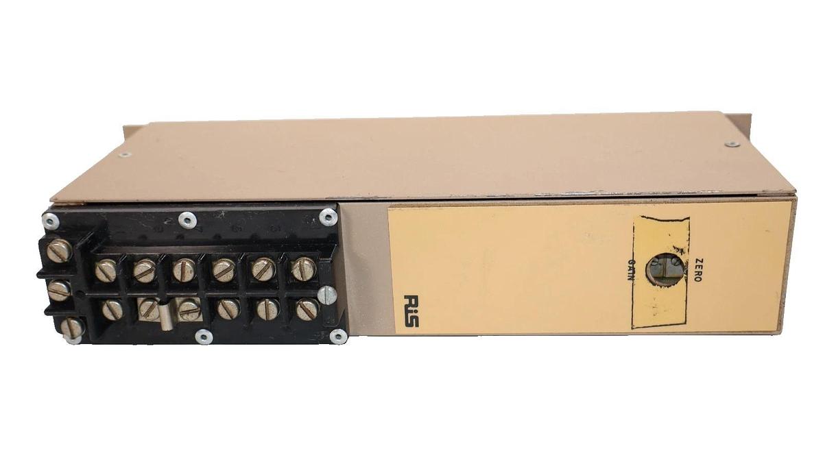 Used Rochester Instrument Signal Converter SC-300 117V 50/60cy 6watt