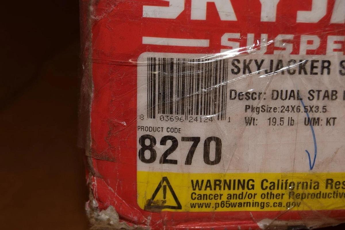 Skyjacker 8270 Dual Stabilizer Kit , Black (shocks only kit missing parts)