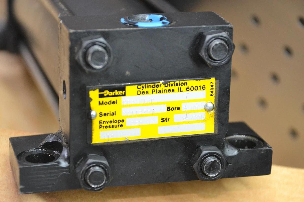 Used PARKER Cylinder CC2AU14C 2" Bore 6" Stroke