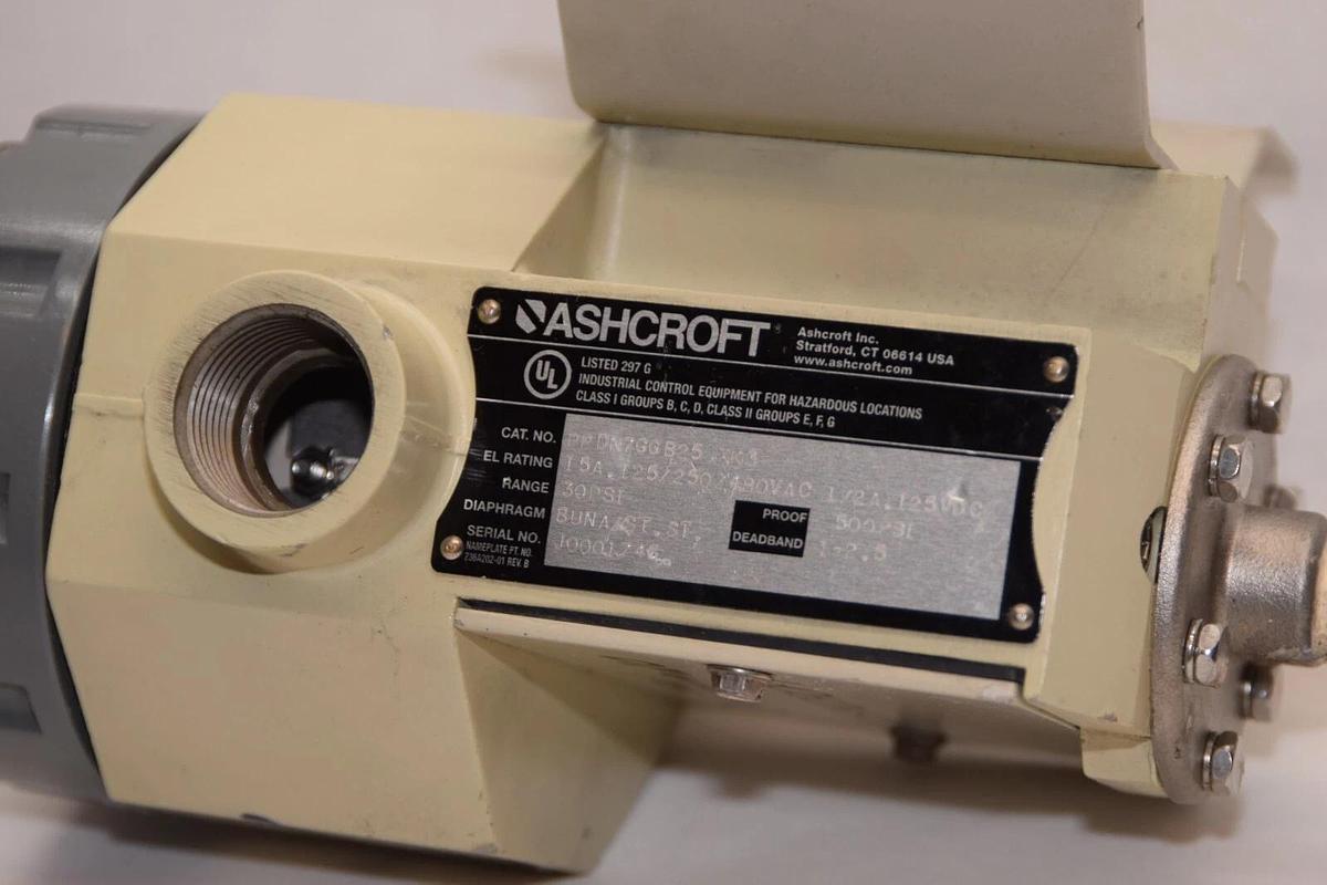 Used ASHCROFT PPDN7GGB25 15A 125/250/480Vac 1/2A 30 / 500psi Pressure Switch
