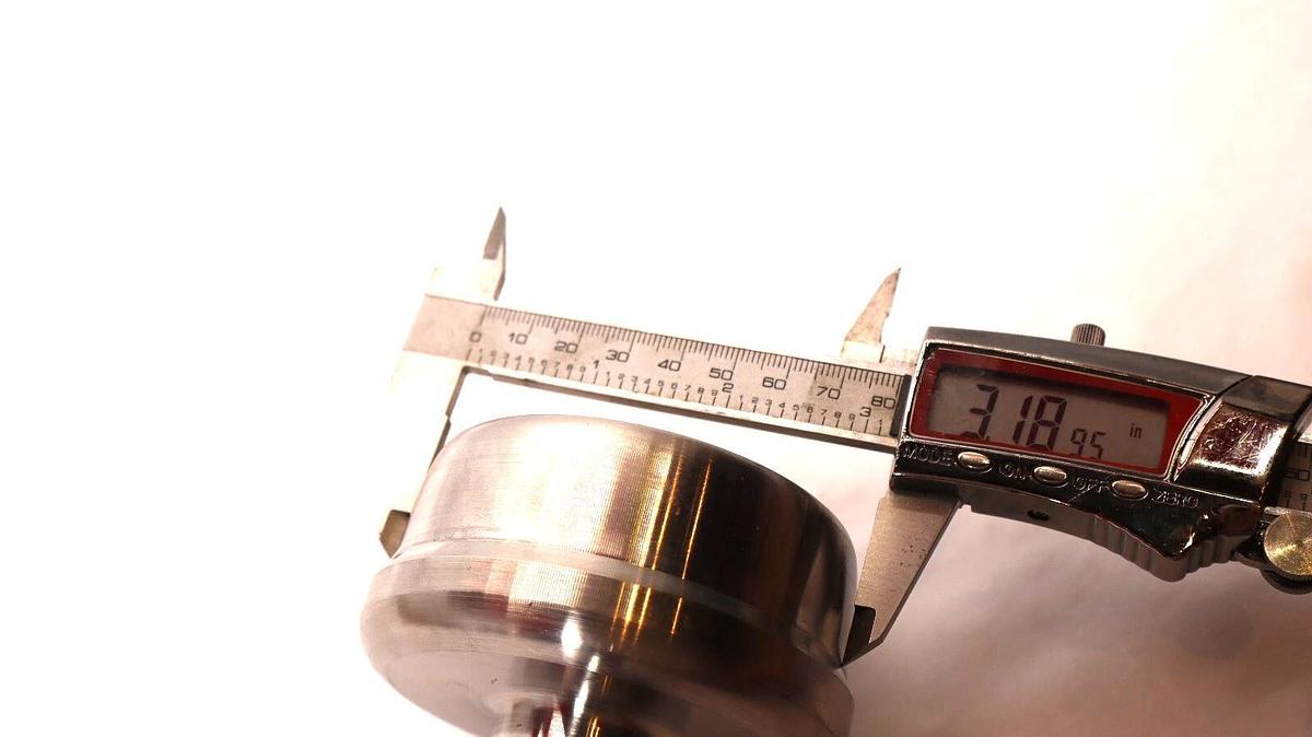 (NEW)  FISHER 37BS379 x 112 3" Port Stainless Steel Valve Stem Plug