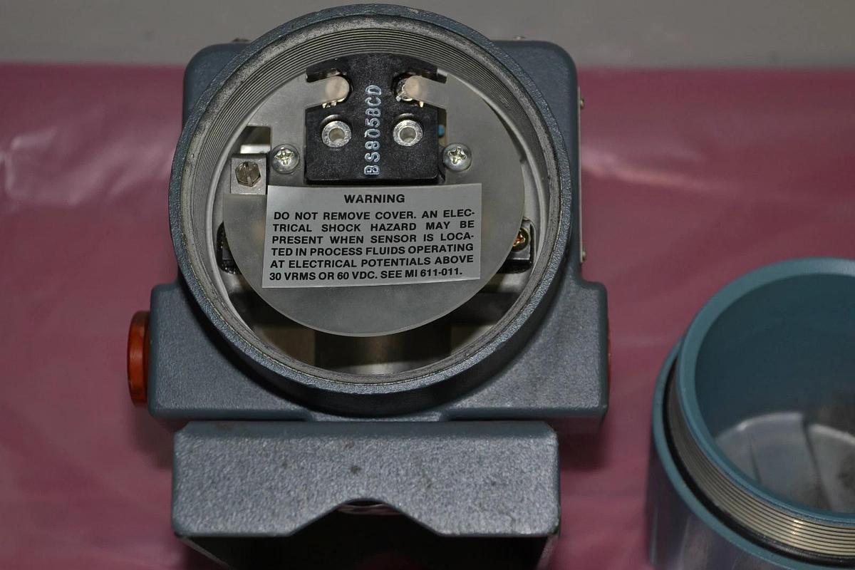 NEW FOXBORO 870EC-TF31D*A TRANSMITTIER 870EC-TF31 870EC TF31DA