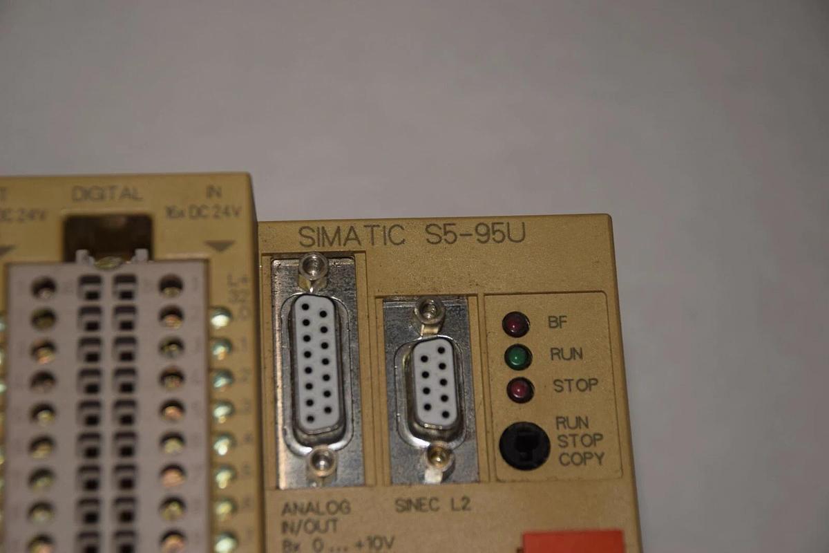 Used SIEMENS SIMATIC 6ES50958MB02 COMPACT CONTROLLER 6ES5 095-8MB02