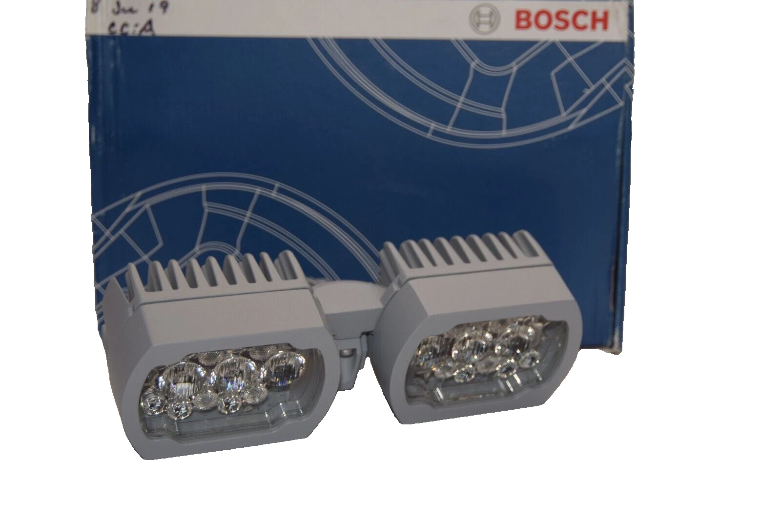 BOSCH MIC-ILG-300 MICILG300 Illuminator White-IR 450m Gray Light (NEW)