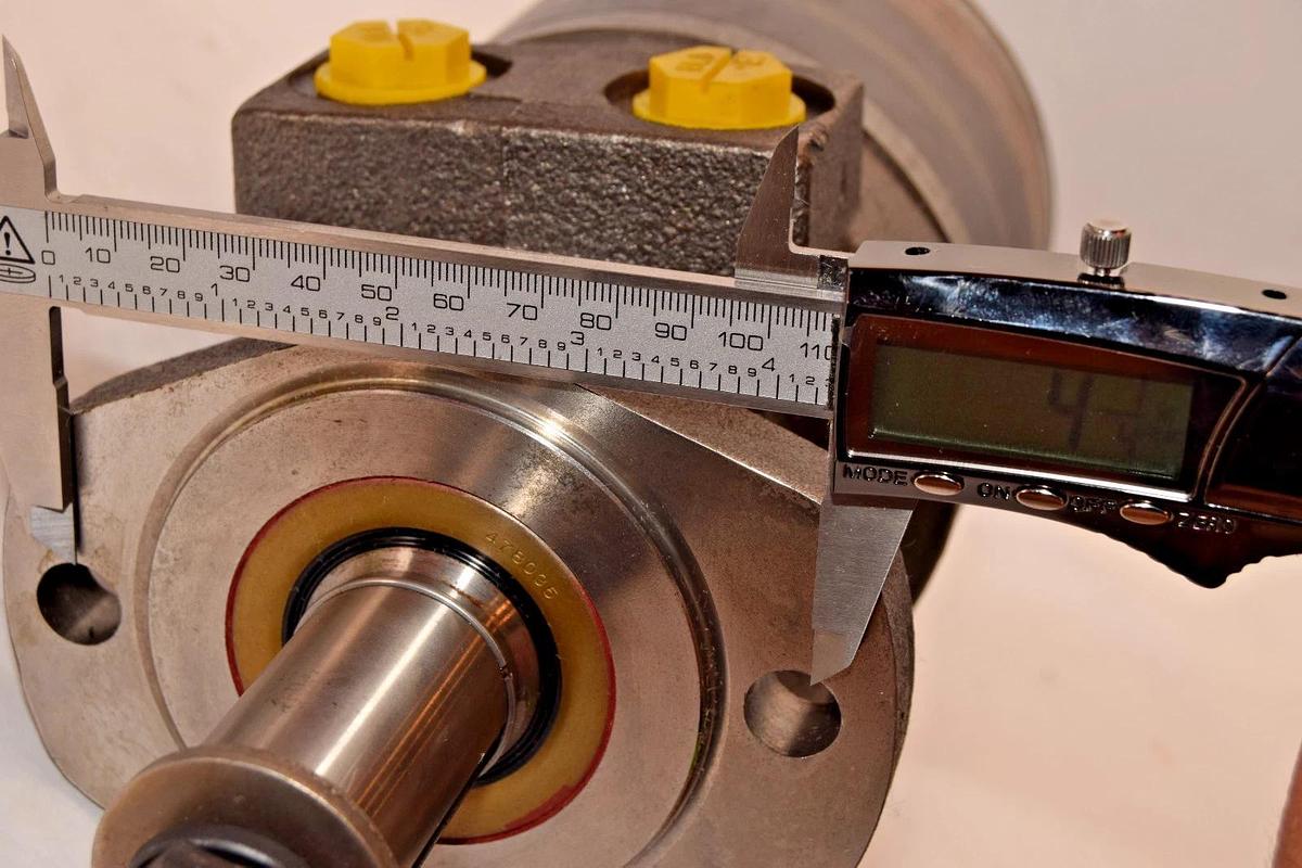 Parker Hydraulic Motor Torqmotor TF Series TF0475AS030AAAB *Made in USA* (NOS)