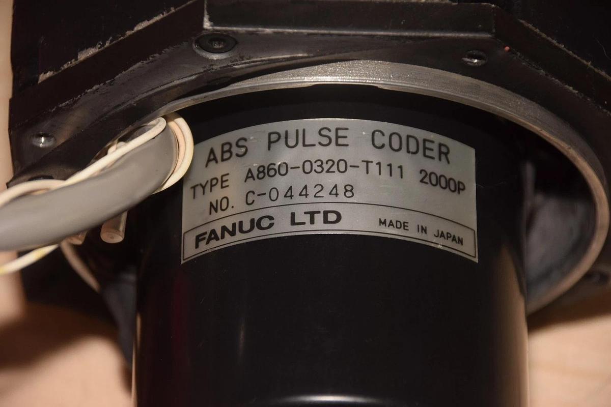 Refurbished FANUC ROBOTICS, AC SERVO MOTOR, Model 5, A06B-0512-B251-R, Coder A860-0320-T111
