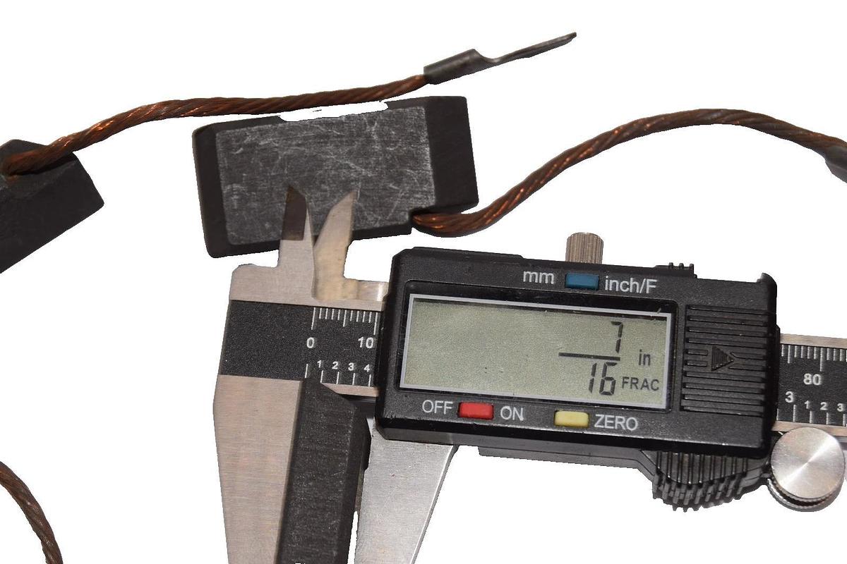 Southern Carbon Motor Brush Brushes 43 7/8" x 7/16" x 1-7/8" (NEW Lot of 7)