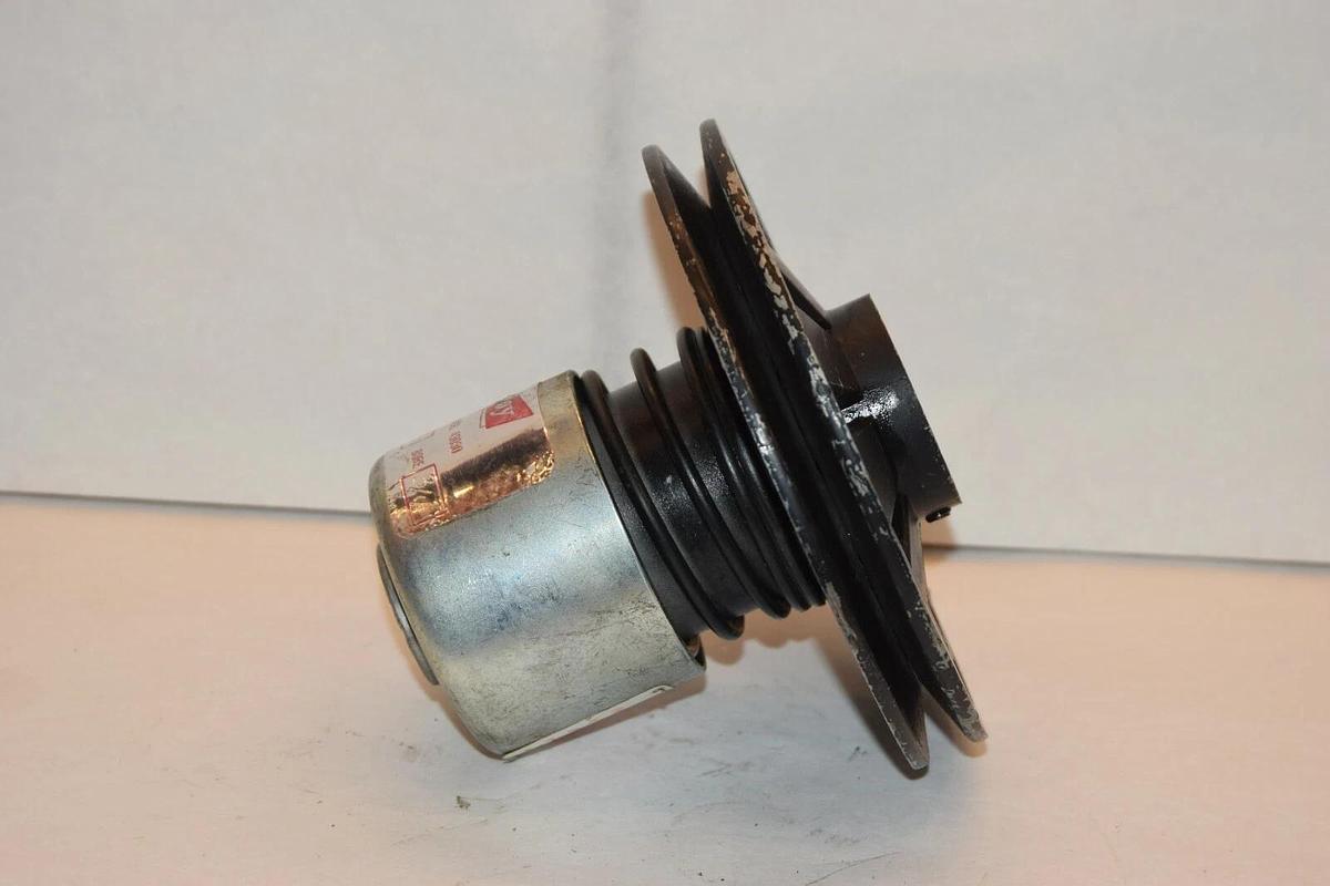 (NEW) LOVEJOY 1600 3/4 Variable Speed Pulley 3/4" Bore