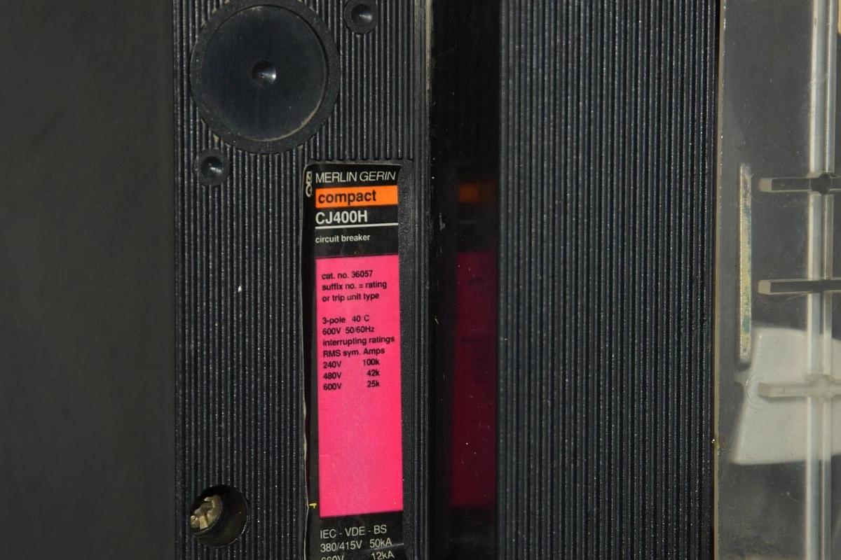 Used Merlin Gerin COMPACT CJ400H 36057 400 AMP Breaker Electronic Trip 400A 400 A