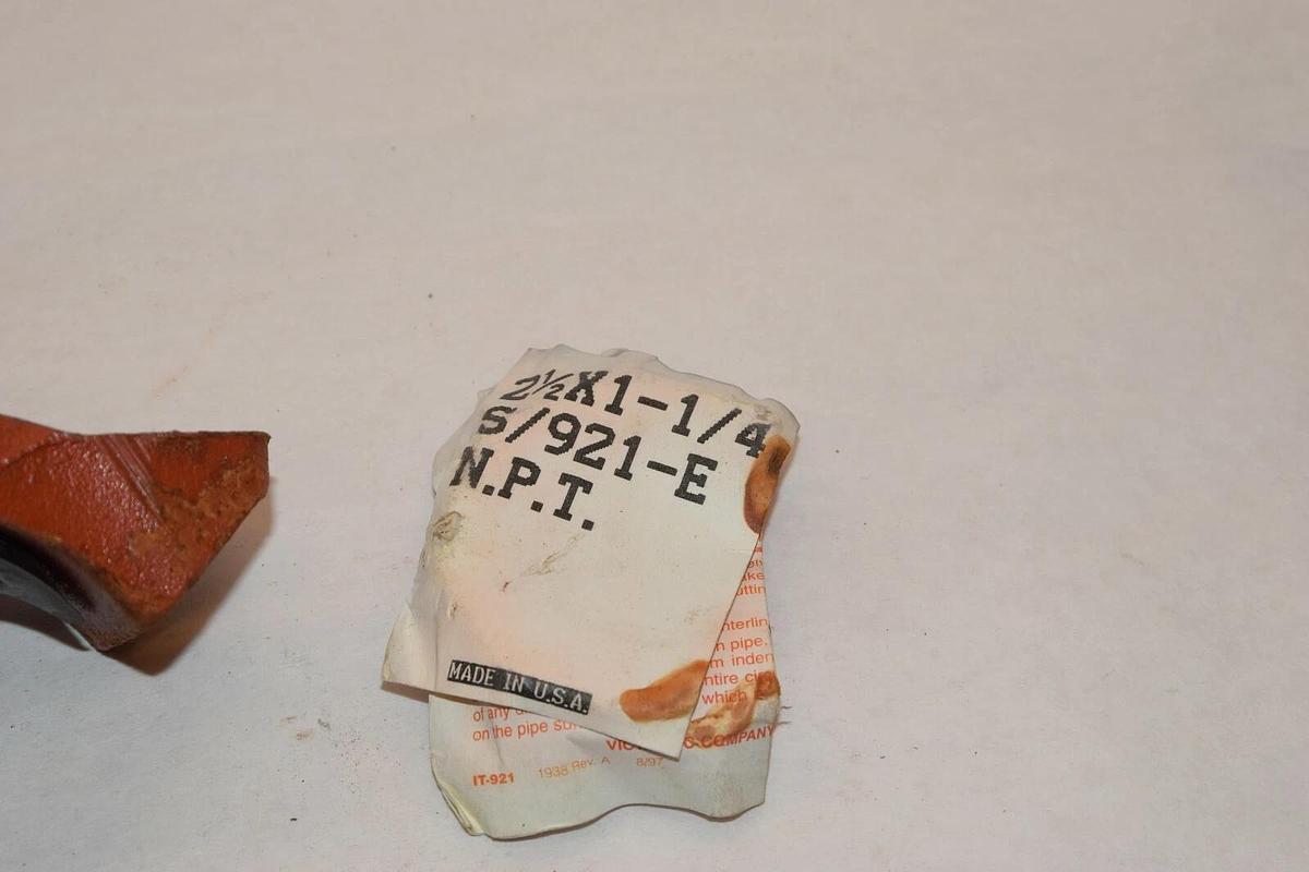 NEW VICTAULIC 2-1/2 x 1-1/4 S/921-E 2-1/2" BOLT 1-14" BRANCH OUTLET COUPLING