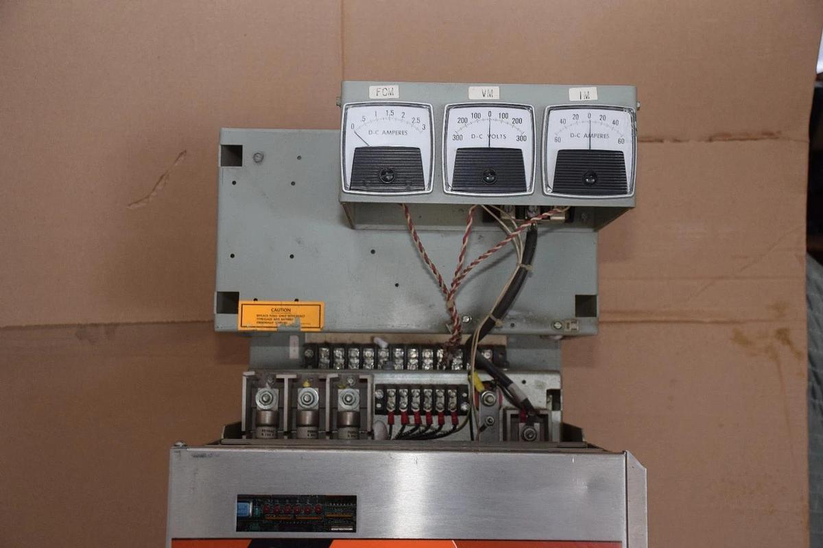 Used GE GENERAL ELECTRIC DC-300 Adjustable speed drive 10HP 10 HP 7VXAS057CD04