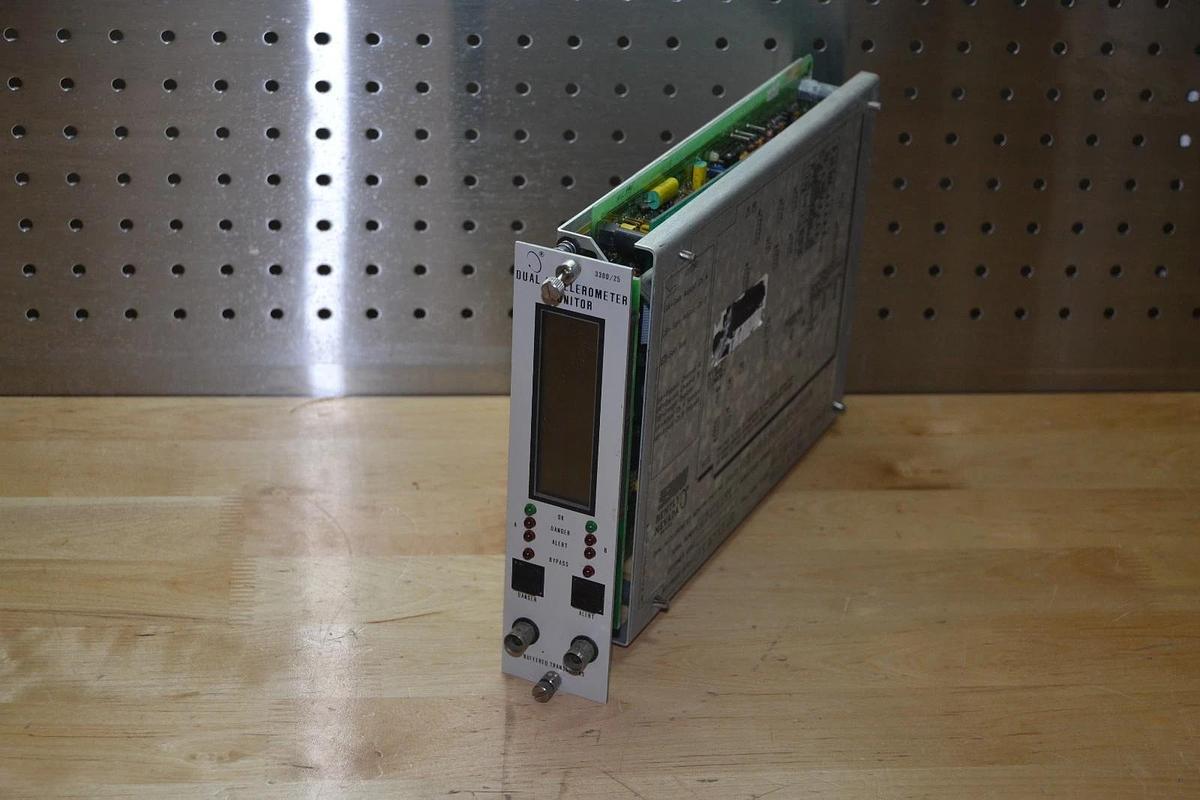 Used Bently Nevada 3300 Dual Accelerometer  3300/25   3300/25-05-03-05-00-00-01-00