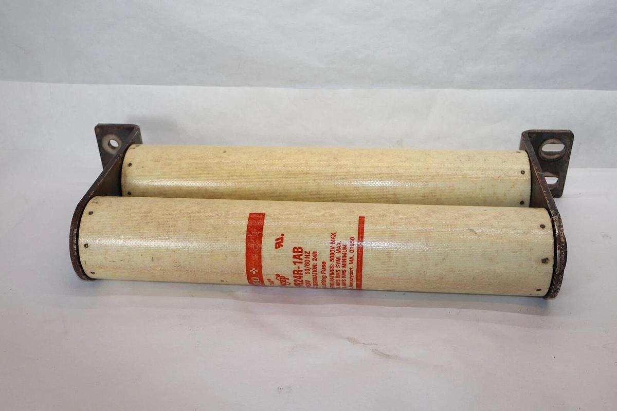 Used GOULD SHAWMUT AMP-TRAP A480R24R-1AB 24R Mounting Back Up Fuse