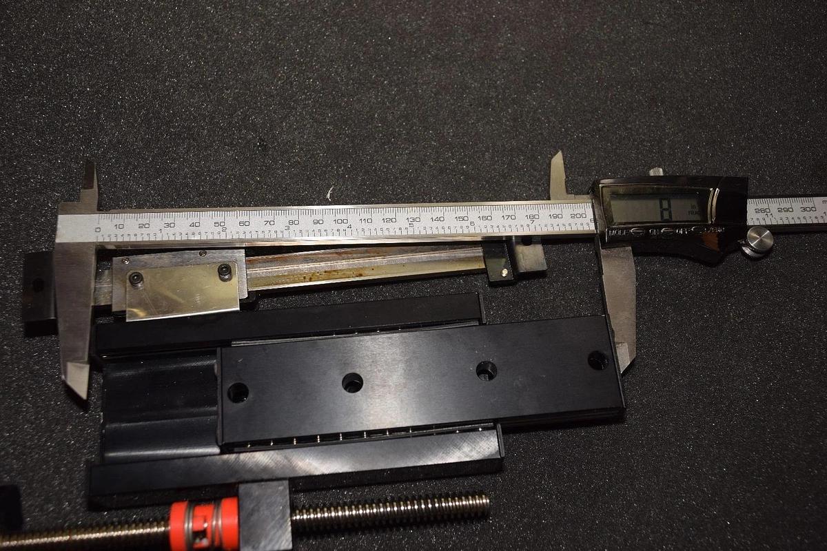 Used PARKER DAEDAL LINEAR SLIDE W/MITUTOYO CALIPER POSITIONING SYSTEM