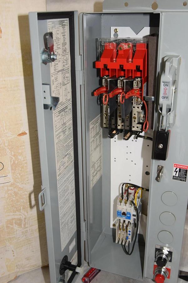 (NEW) CUTLER HAMMER ECN1608ABB Ser A1 Combination Motor Controller Starter