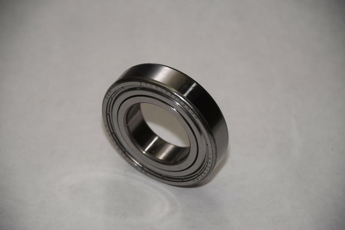 SKF 6005-2Z/C3GJN SINGLE ROW BEARING NEW