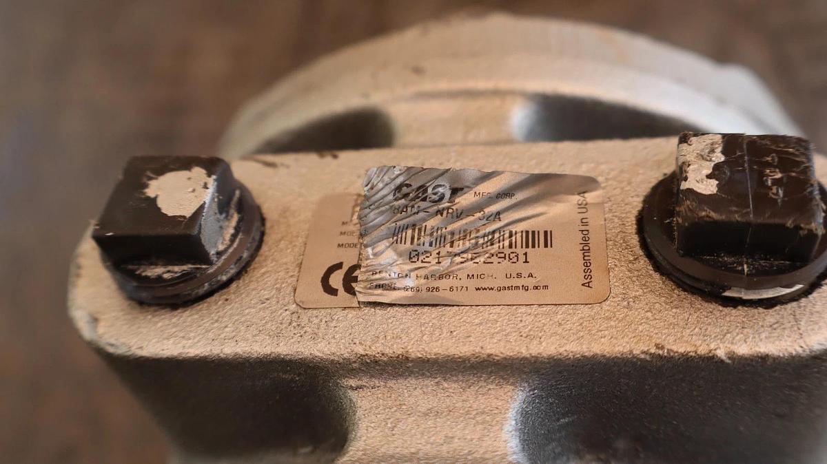 Used GAST Air Motor 8AM-NRV-32A  8AMNRV32A 5hp USA