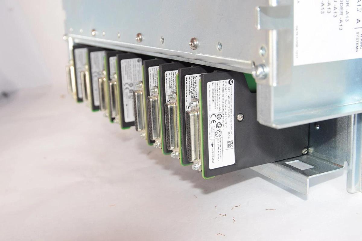 Used ALLEN BRADLEY 1492-MUA3-A10-A13 Conversion Mounting Assembly